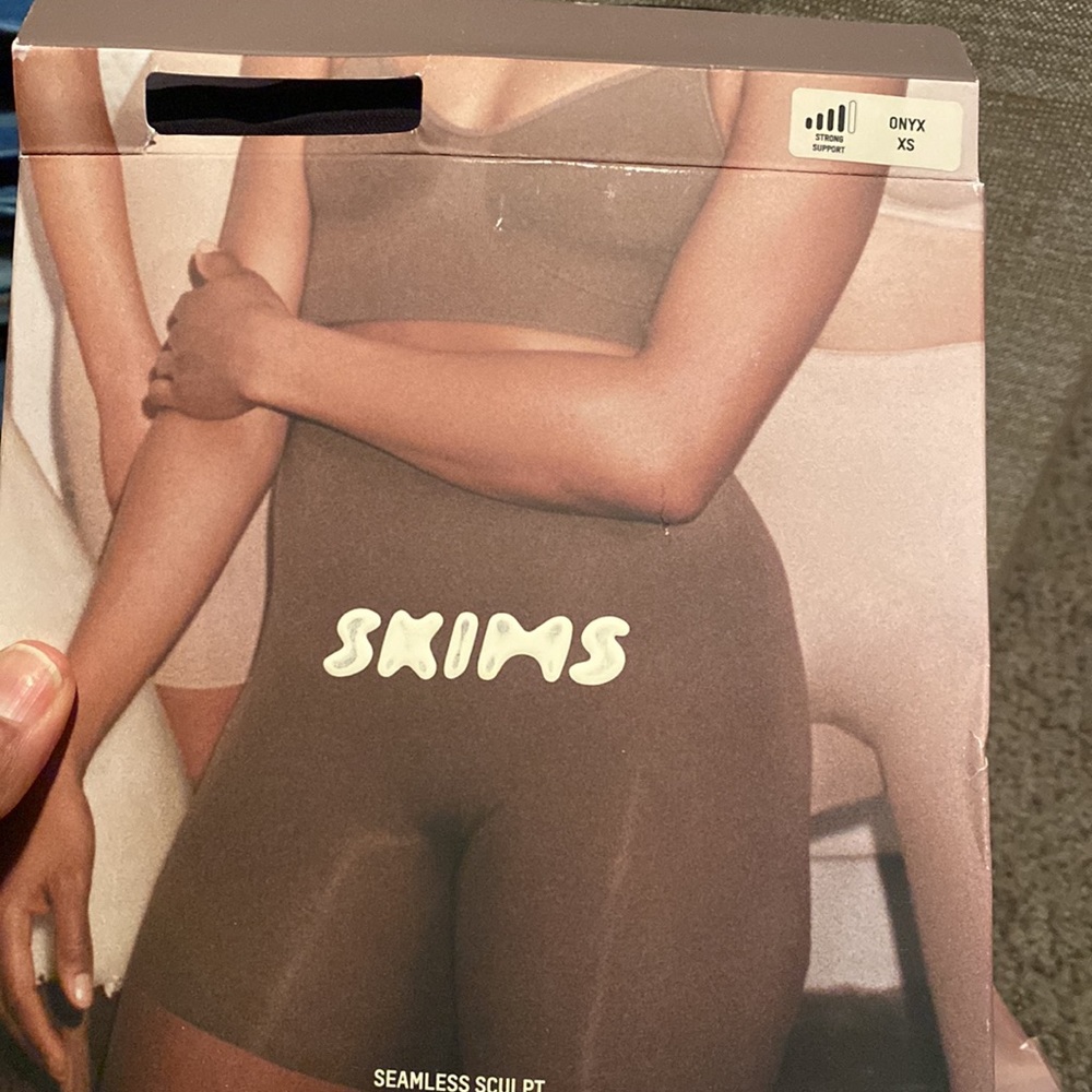 Skins seamless sculpt mid waist shape wear Bundle
